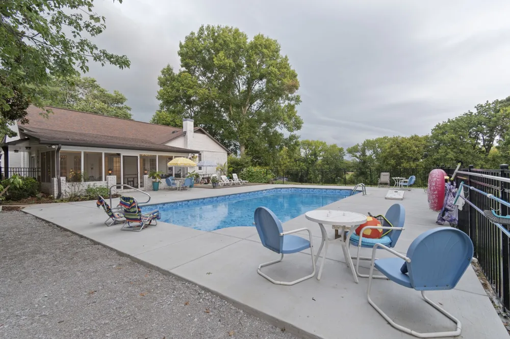 3689 Trousdale Ln Columbia, TN 38401