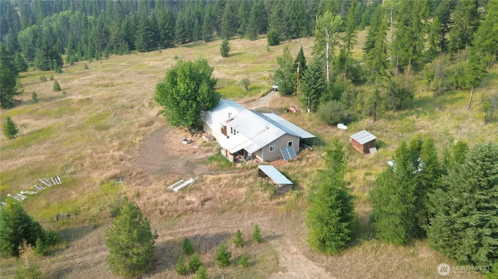 519 Pontiac Ridge Road Oroville, WA 98844