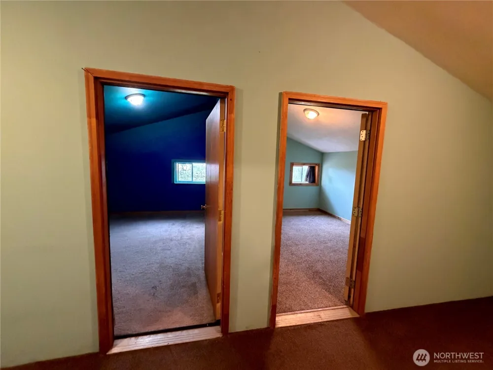 519 Pontiac Ridge Road Oroville, WA 98844