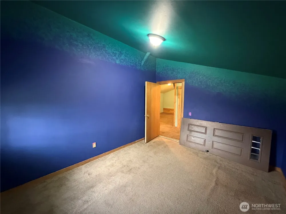 519 Pontiac Ridge Road Oroville, WA 98844