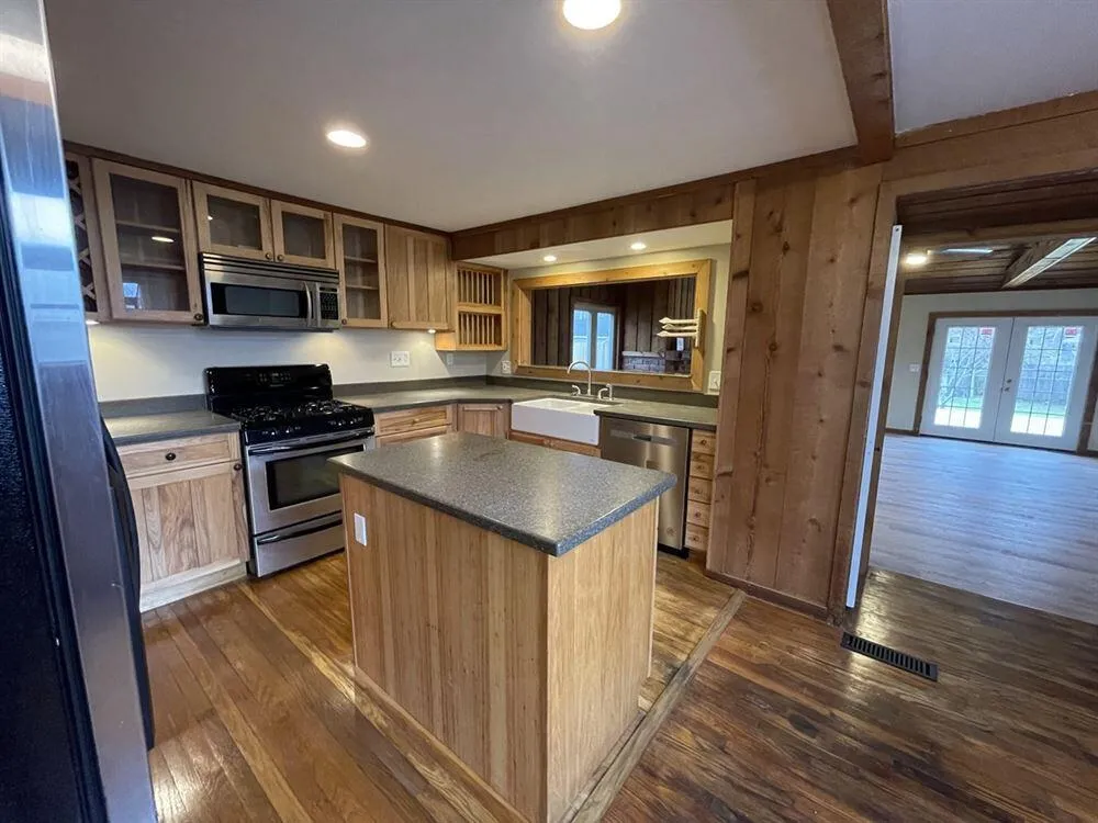 5480 Wellesley Drive Spring Arbor Township, MI 49201