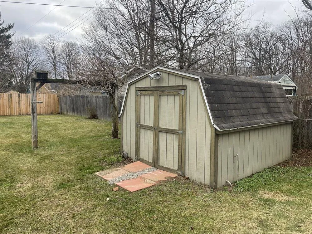 5480 Wellesley Drive Spring Arbor Township, MI 49201