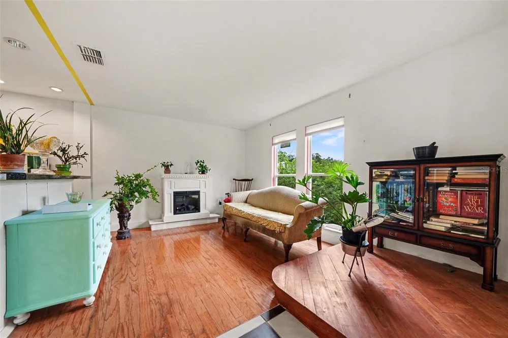 102 DORCHESTER SQUARE Lake Mary, FL 32746