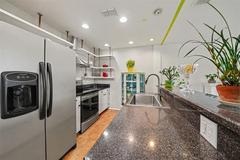 102 DORCHESTER SQUARE Lake Mary, FL 32746