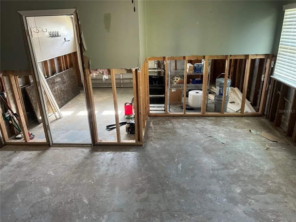 3008 DUPONT STREET S Gulfport, FL 33707