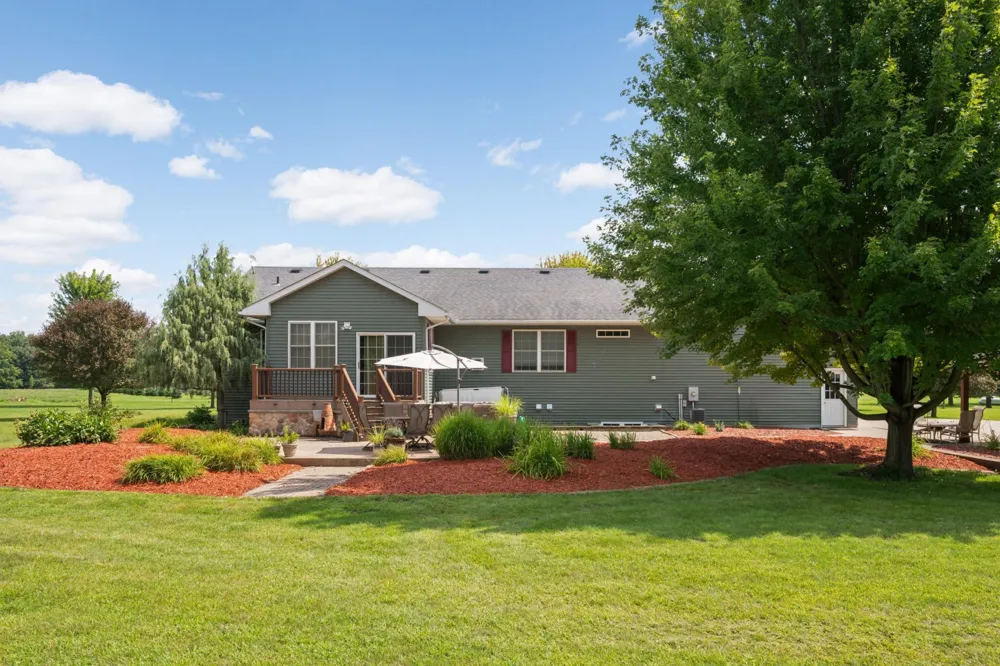 423 Doppy Lane Le Sueur, MN 56058