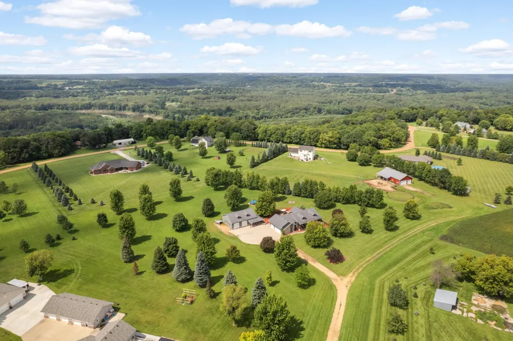 423 Doppy Lane Le Sueur, MN 56058