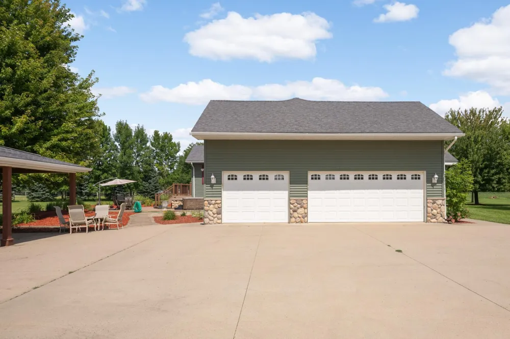 423 Doppy Lane Le Sueur, MN 56058