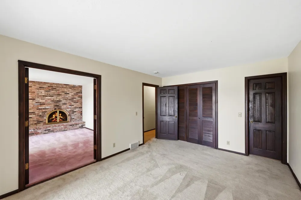 12275 W Timber Lane Maple Grove, MN 55369