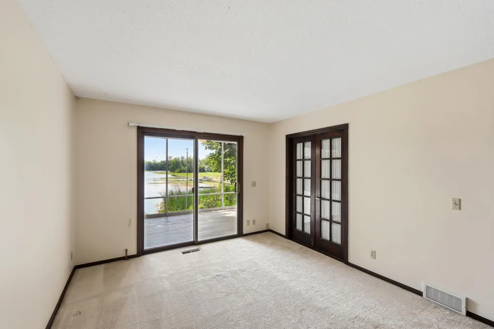 12275 W Timber Lane Maple Grove, MN 55369