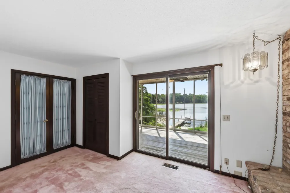 12275 W Timber Lane Maple Grove, MN 55369