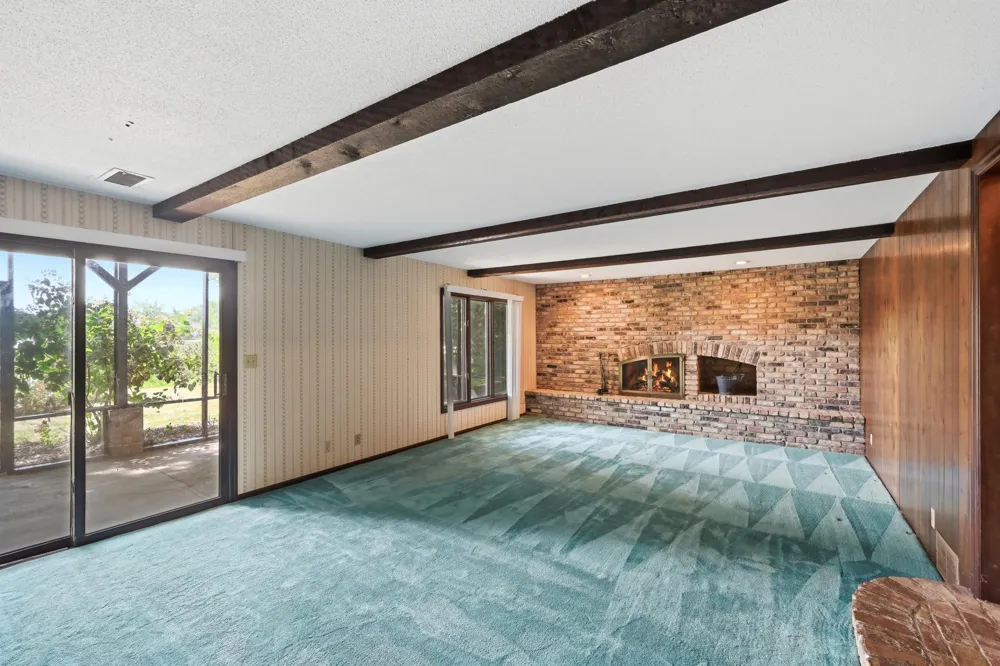 12275 W Timber Lane Maple Grove, MN 55369