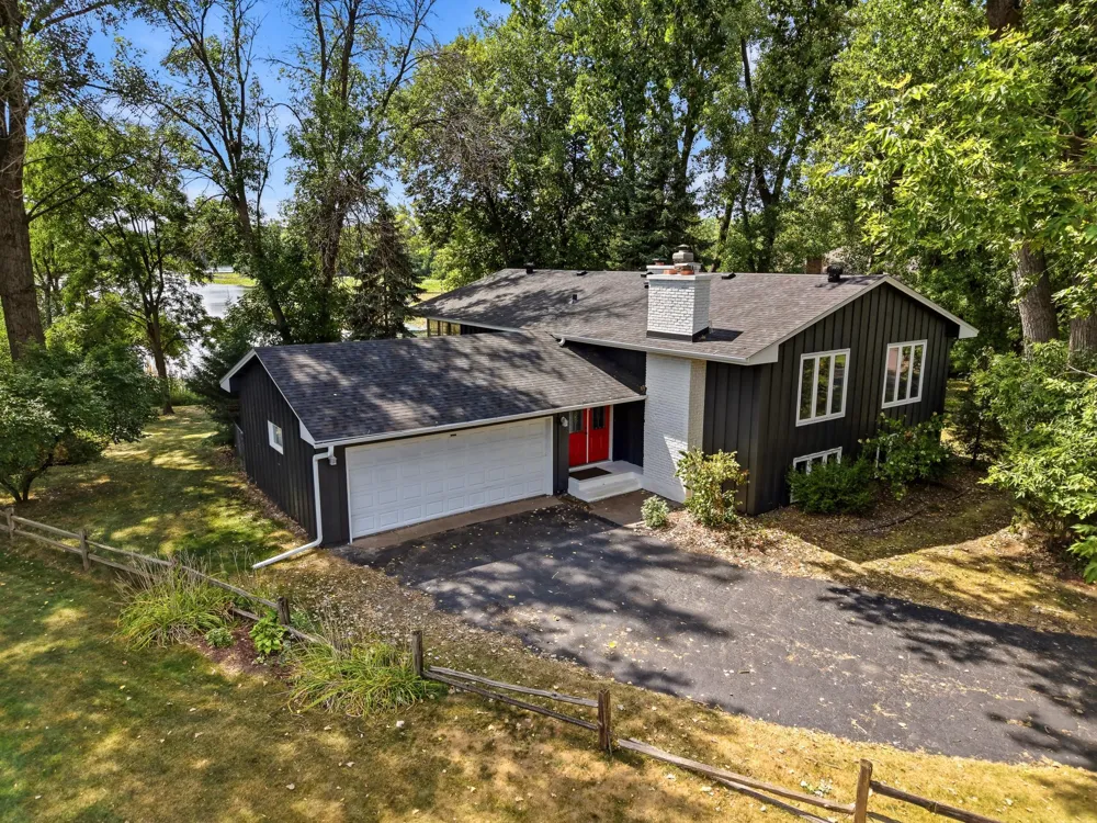 12275 W Timber Lane Maple Grove, MN 55369