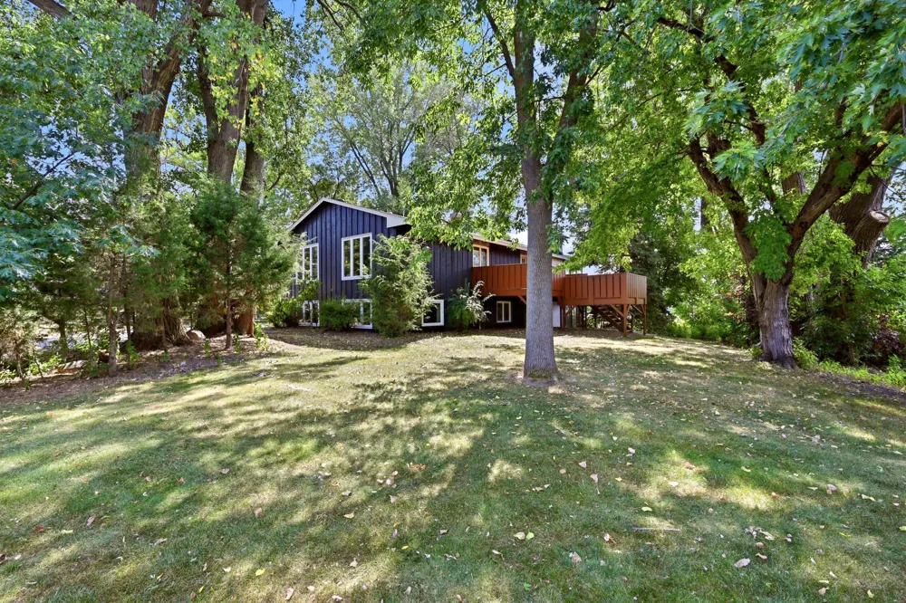 12275 W Timber Lane Maple Grove, MN 55369