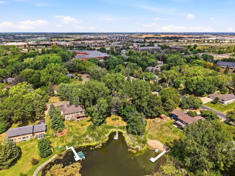 12275 W Timber Lane Maple Grove, MN 55369