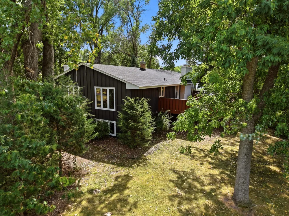 12275 W Timber Lane Maple Grove, MN 55369