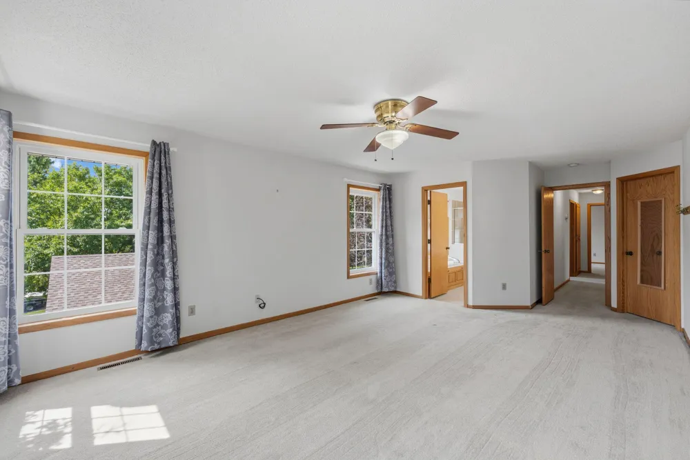 8020 Hidden Court Chanhassen, MN 55317