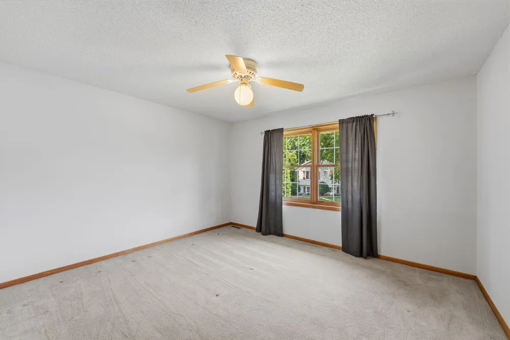 8020 Hidden Court Chanhassen, MN 55317