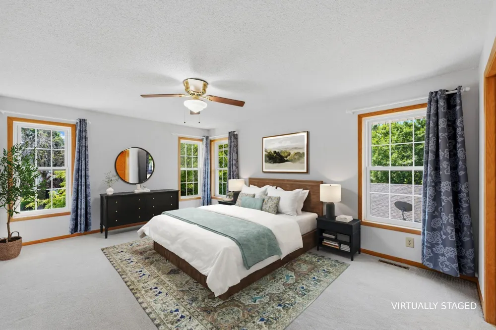 8020 Hidden Court Chanhassen, MN 55317
