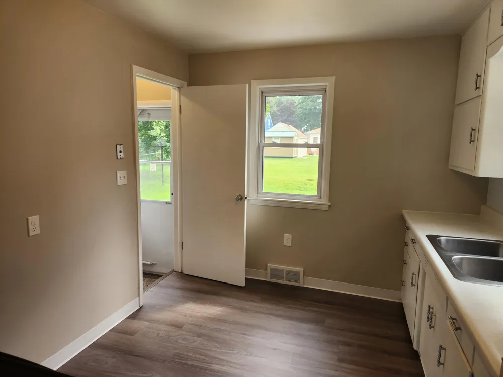 1806 2nd Street NE Austin, MN 55912