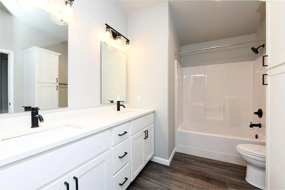 7284 30th Street S Fargo, ND 58104