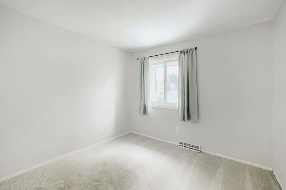 2342 Dorland Place E Maplewood, MN 55119