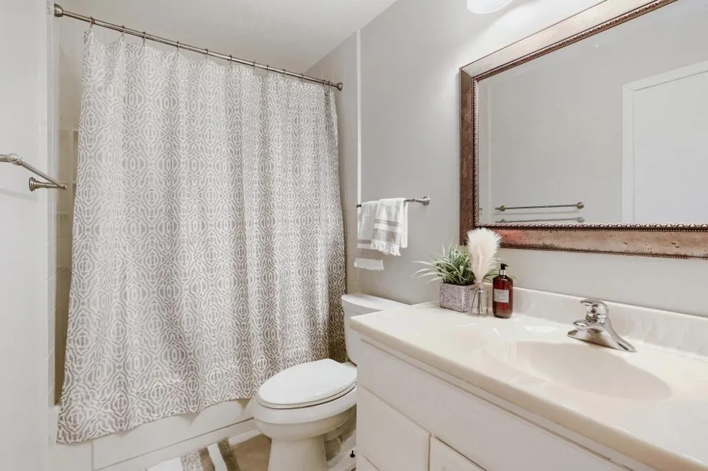 2342 Dorland Place E Maplewood, MN 55119
