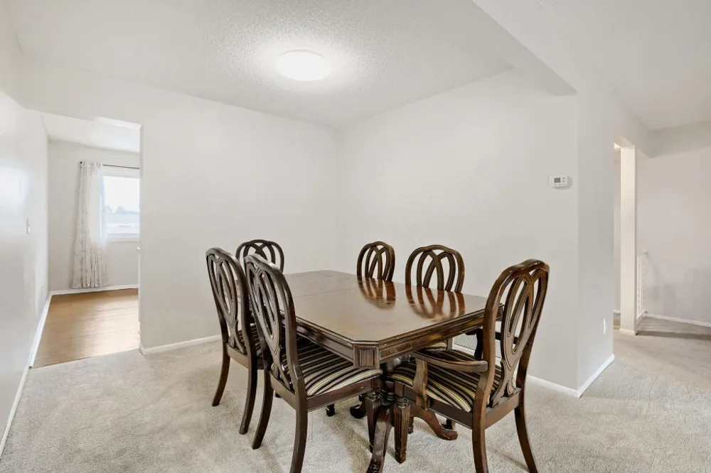 2342 Dorland Place E Maplewood, MN 55119