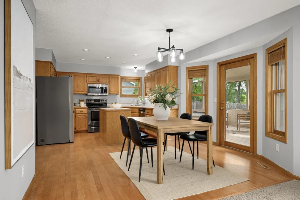 5410 Teakwood Lane Plymouth, MN 55442