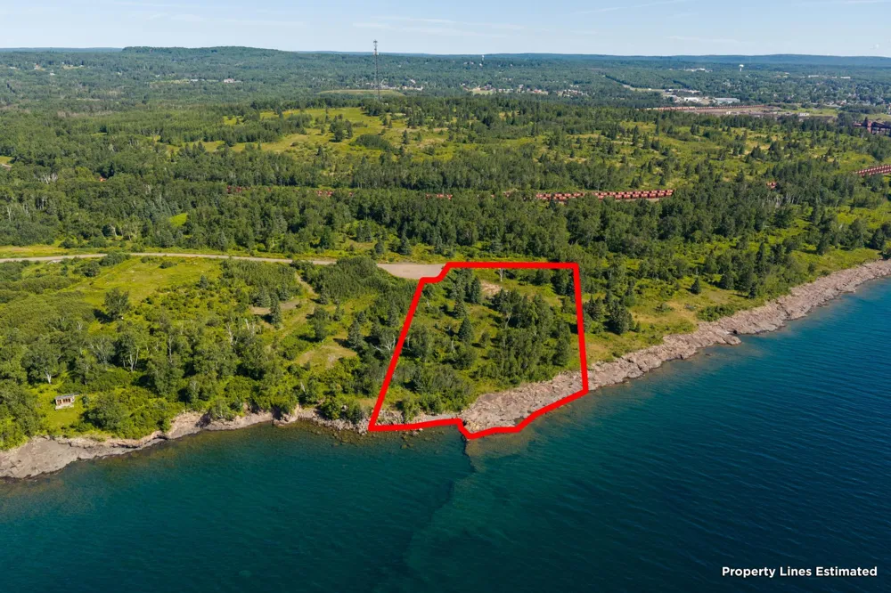 XXXX E Stanley Rd Two Harbors, MN 55616