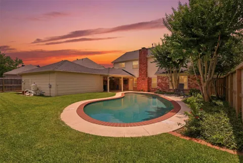 19803 Oak Briar Drive