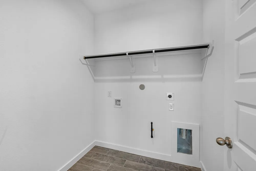 76 Shining Point Drive Waller, TX 77484