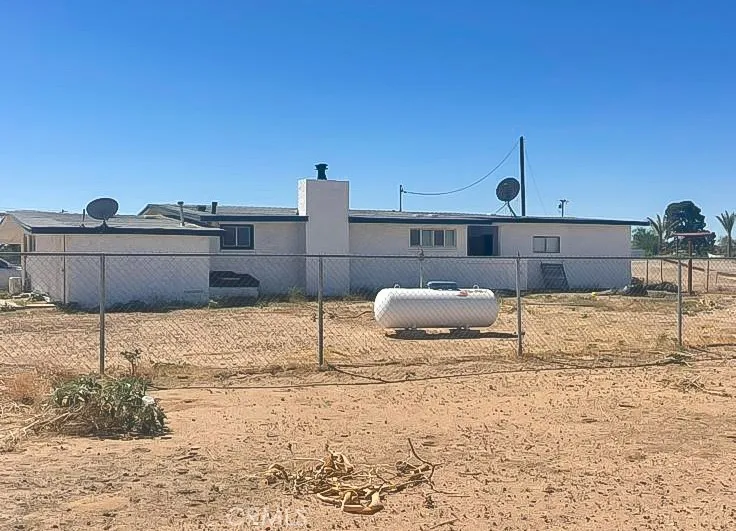 11252 Cactus Adelanto, CA 92301
