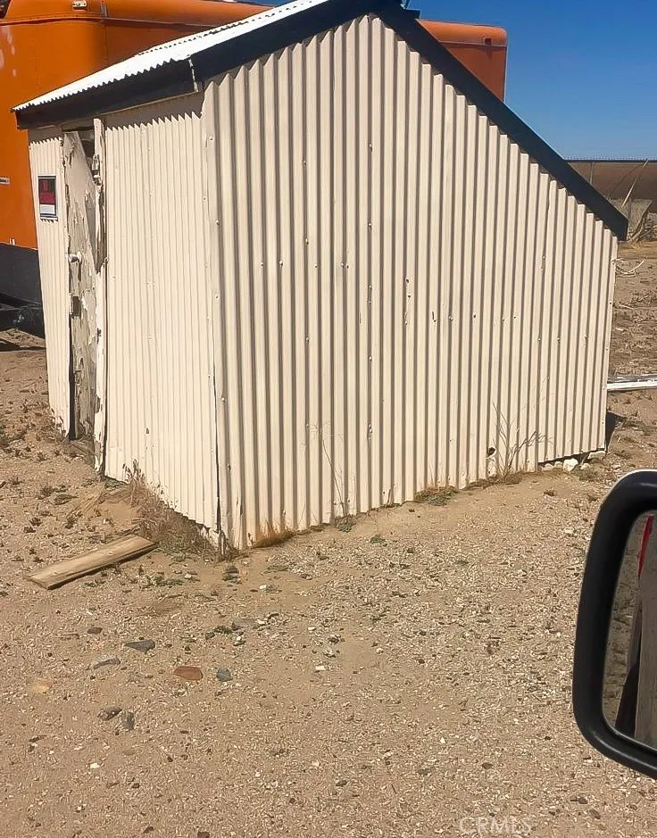 11252 Cactus Adelanto, CA 92301