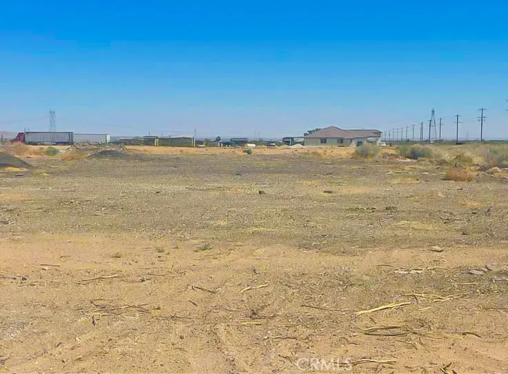 11252 Cactus Adelanto, CA 92301