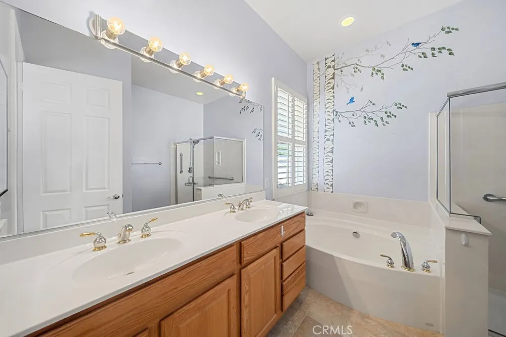 11166 Avonlea Apple Valley, CA 92308