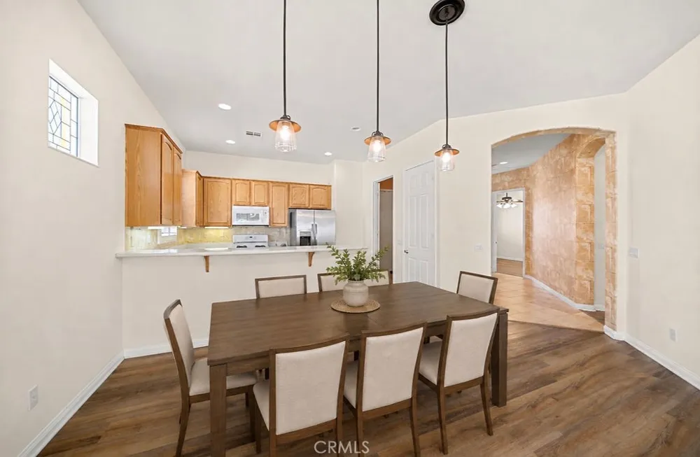 11166 Avonlea Apple Valley, CA 92308