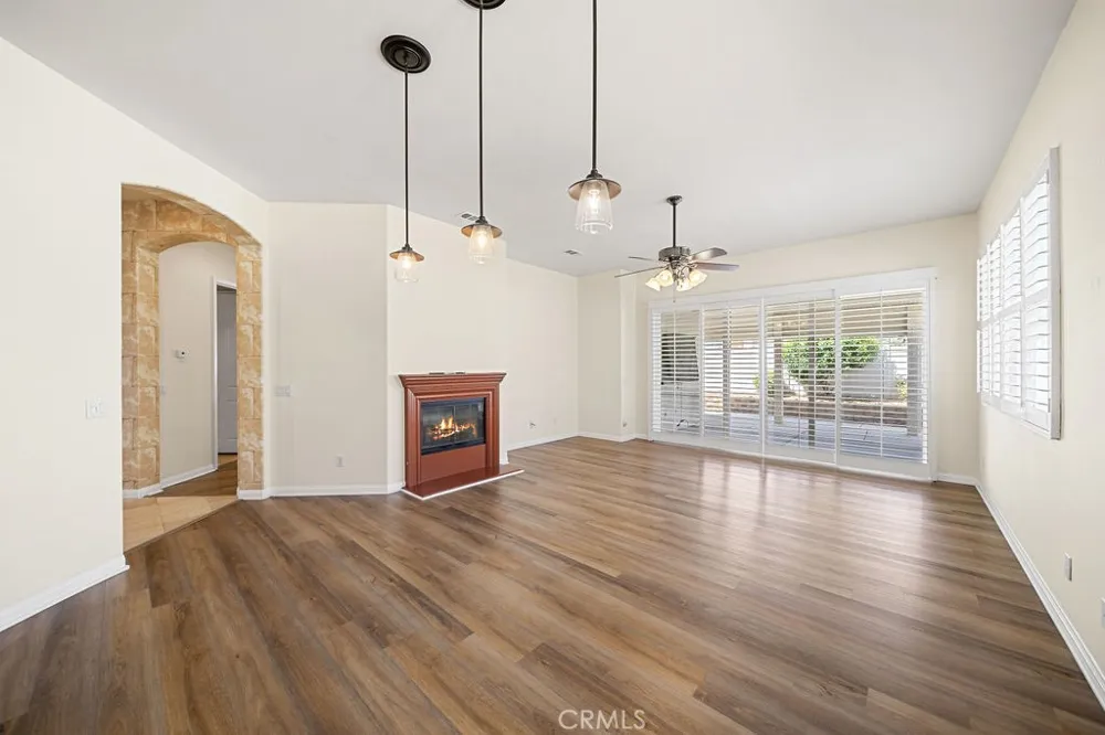 11166 Avonlea Apple Valley, CA 92308