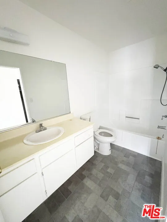 4180 Marlton Avenue #30 Los Angeles, CA 90008
