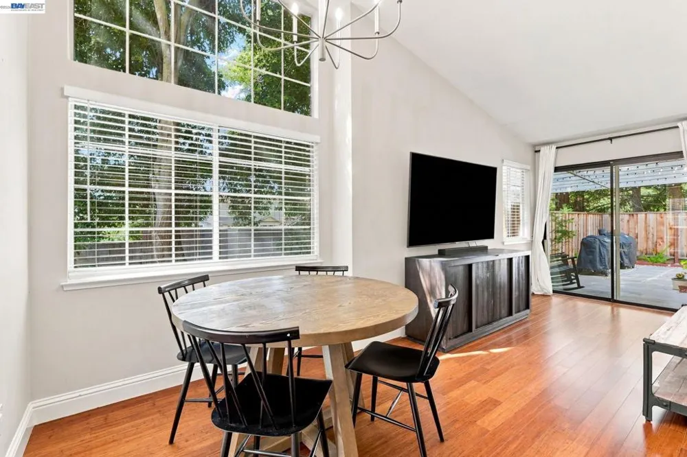 3897 Inverness Cmn Livermore, CA 94551