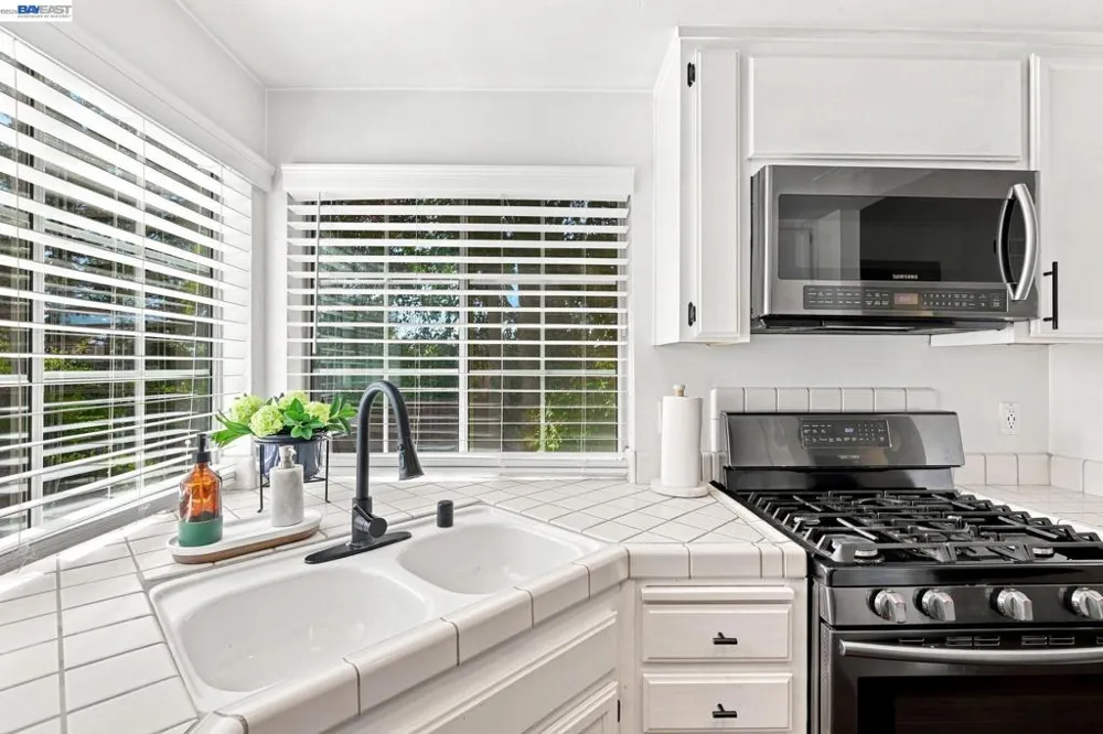 3897 Inverness Cmn Livermore, CA 94551