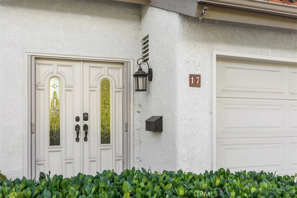 17 Vista Encanta San Clemente, CA 92672