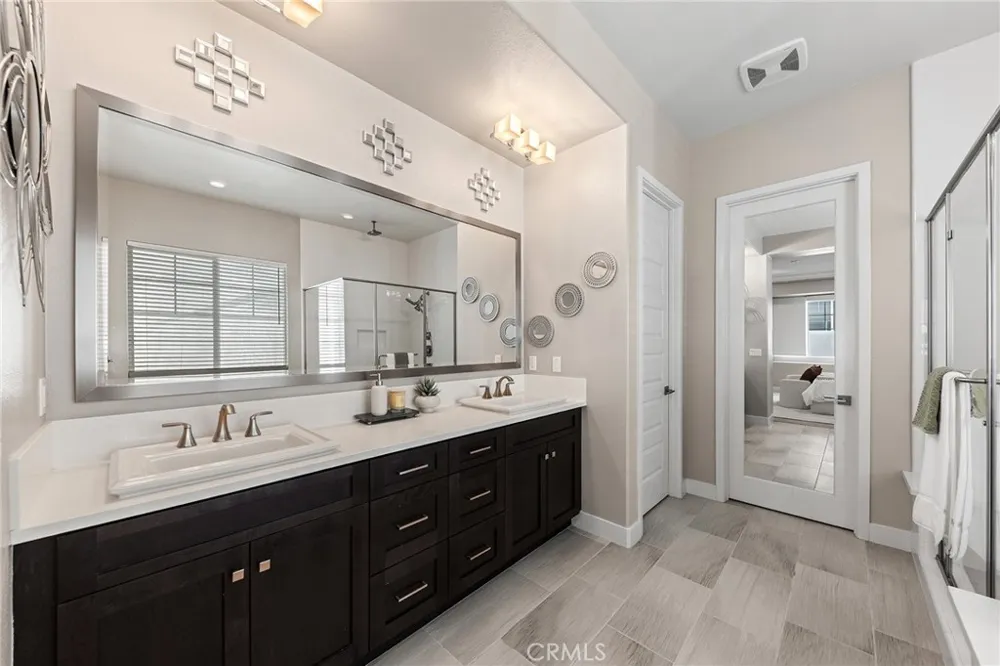 112 Spiral Irvine, CA 92618