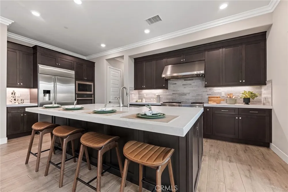 112 Spiral Irvine, CA 92618
