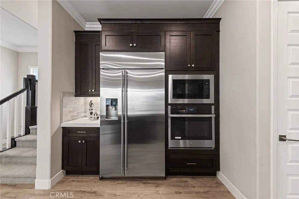 112 Spiral Irvine, CA 92618