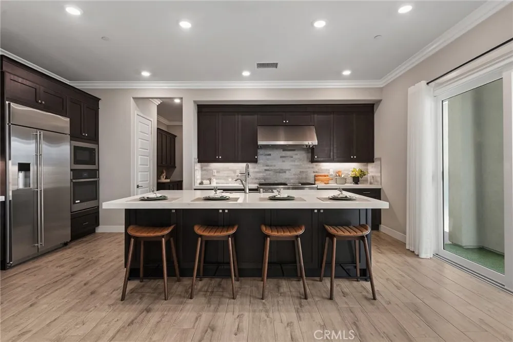 112 Spiral Irvine, CA 92618