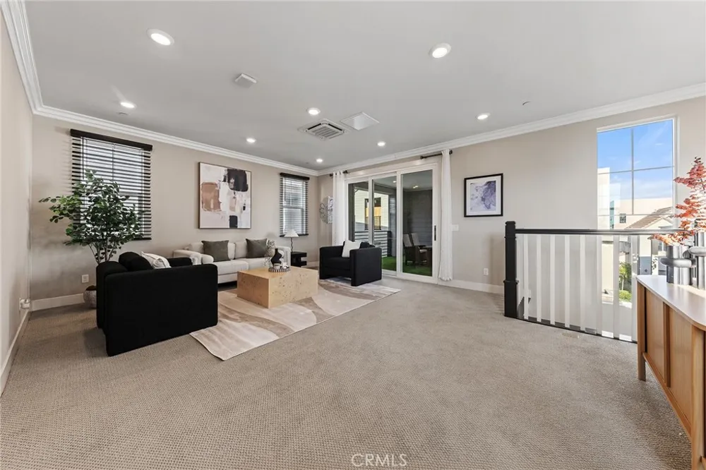 112 Spiral Irvine, CA 92618