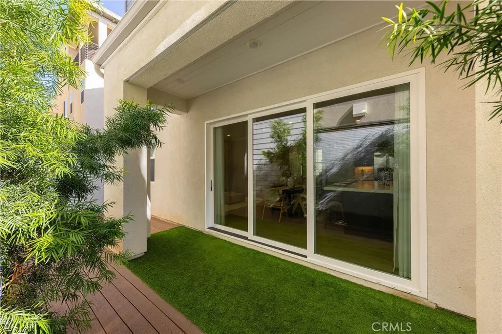112 Spiral Irvine, CA 92618