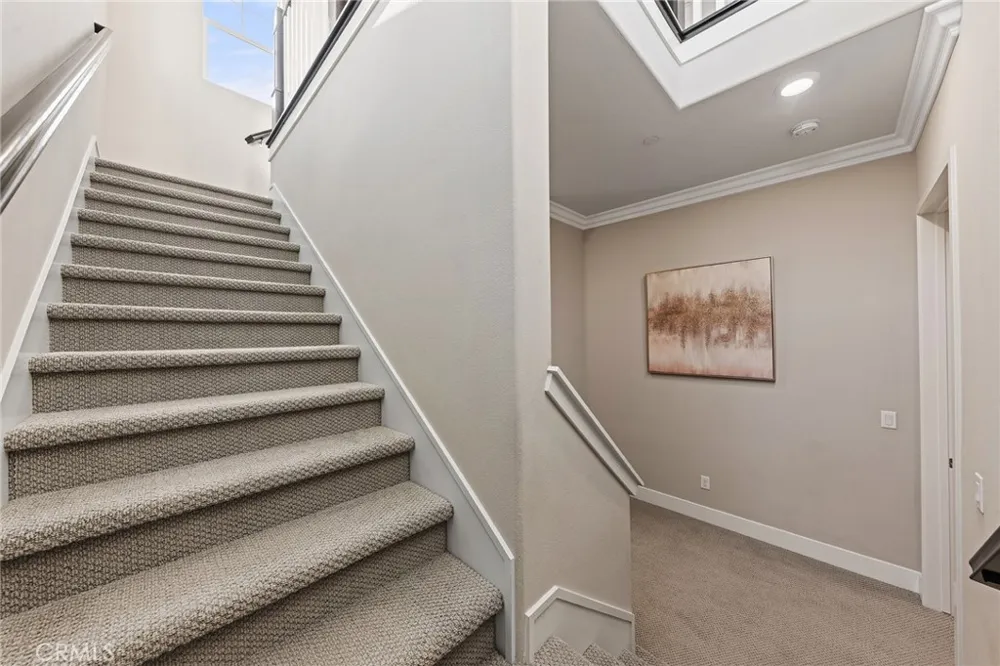 112 Spiral Irvine, CA 92618