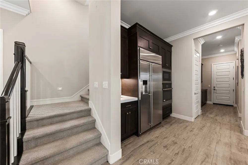 112 Spiral Irvine, CA 92618